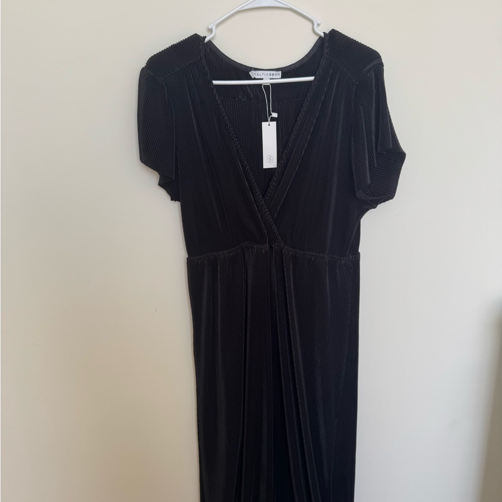 Elegant Brand New Black Dress with tags